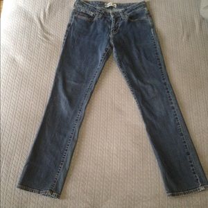 Signature Mid-Rise Straight Levi's